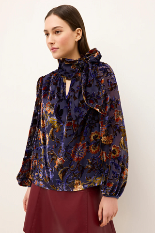 Vivianne Blouse, Jacobean