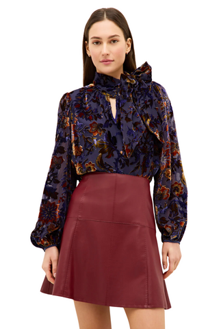 Vivianne Blouse, Jacobean