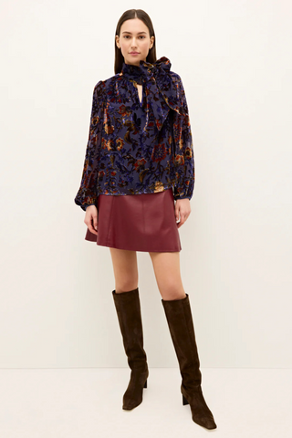 Vivianne Blouse, Jacobean