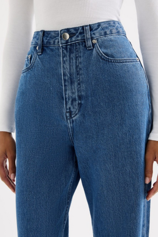 Relaxed Leg Jean, Fresh Blue