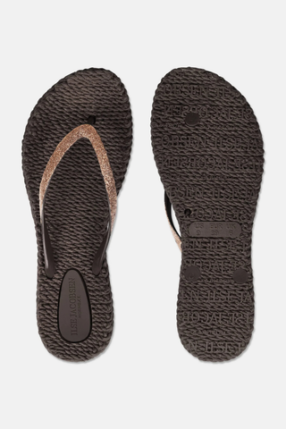 Cheerful Flip Flops, Prune