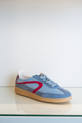Verbenas Simona sneaker in sea and pink with mesh panels and colorful accents