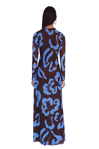 De Loreta Myanmar Dress in Nory Moca featuring a long-sleeve maxi silhouette with a brown and blue abstract print.