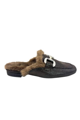 Vaneli Skyla Loafer in Tmoro Macao featuring a dark brown mule silhouette, faux fur lining, square toe, and oversized metal bit detail.