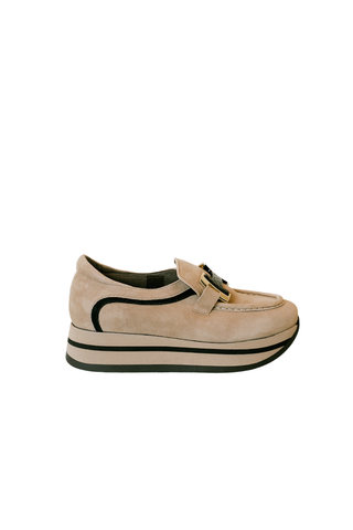 Suede wedge sneaker in Sahara and black with a hidden wedge heel.