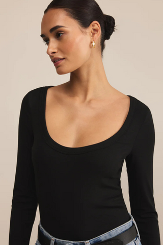 Second Skin Scoop Tee, Black