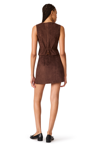 Steve Madden Cindi Skirt in Dark Chocolate, a brown mini skirt with a clean tailored silhouette and side pockets.
