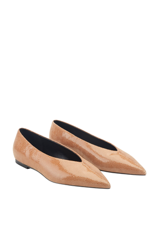 Marc Fisher Casee Flat in Tan featuring a pointed toe, leather upper, and elegant V-cut topline.