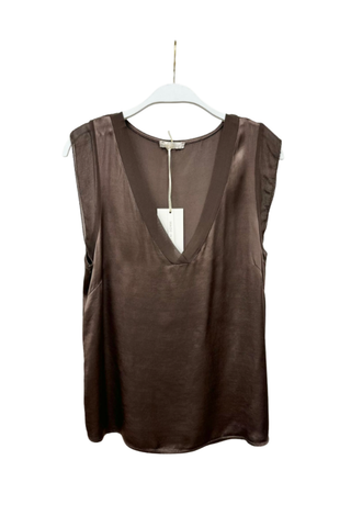 Milio Milano sleeveless V-neck top in chocolate brown with a relaxed, fluid silhouette.