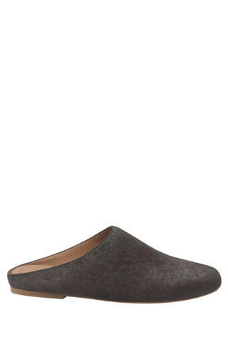 Wanda Mule, Walnut