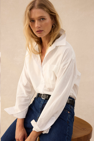 Z Supply The Gallery Button Up in White featuring crisp cotton poplin, a classic collar, button-front closure, long sleeves, and relaxed silhouette.