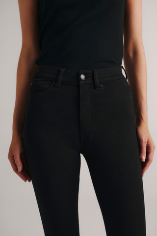 DL1961 Bridget Boot Crop Jean in Hail no-fade black denim with a high-rise waist and cropped bootcut leg.