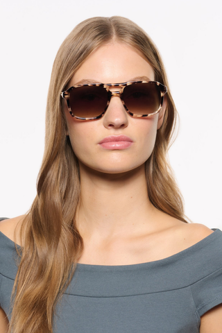 Krewe Ryder Sunglasses in Blonde Venezia featuring an oversized tortoise-inspired acetate frame and amber gradient lenses.