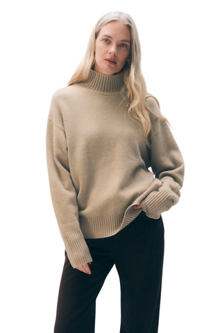 Cashmere Oversized Turtleneck, Khaki