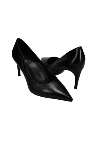 Vaneli Debs Heel in Black Ezel leather featuring a pointed toe, classic pump silhouette, and 3-inch covered stiletto heel.
