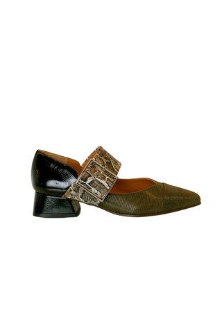 Pointed-toe low heel in olive leather with snakeskin accents.