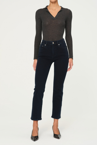 DL1961 Mara Straight Jean in Flatiron featuring a mid-rise ankle-length straight silhouette in a polished deep indigo wash.