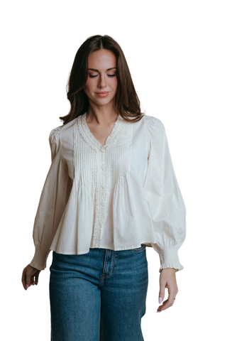 Cameron Top, Bone