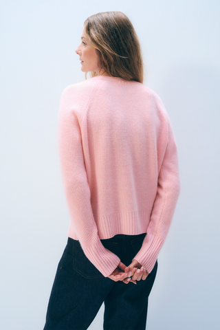 White + Warren Cashmere V Neck Sweater in Rose Petal pink featuring a relaxed fit, flattering V-neckline, long sleeves, and classic ribbed trim.
