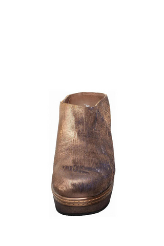 Vida Wedge, Bronze