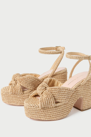 Liza Platform, Natural