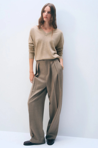 Cashmere V-Neck Sweater, Taupe Heather