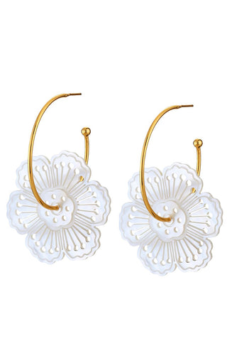Marguerite Hoop
