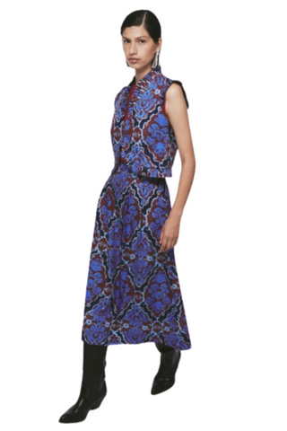 Arcadia Vest, Mosquera