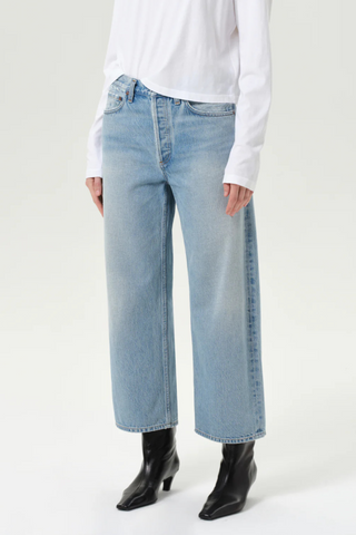 Arc Jean, Orten